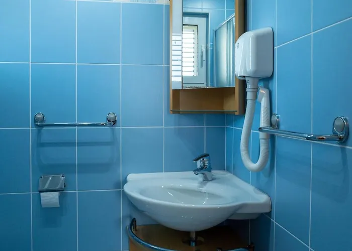 Apartman Pool Ena *