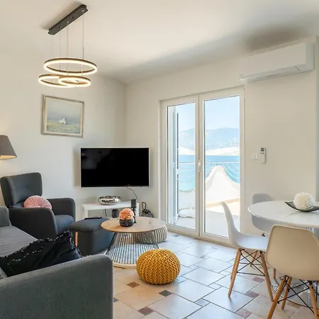 Appartement Pool And Ena - Perfect Family Escape Pag Town